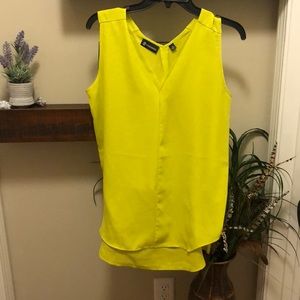 Women’s sleeveless blouse